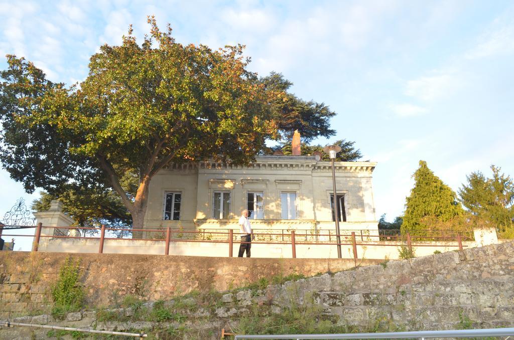Different Holidays Saumur Dış mekan fotoğraf